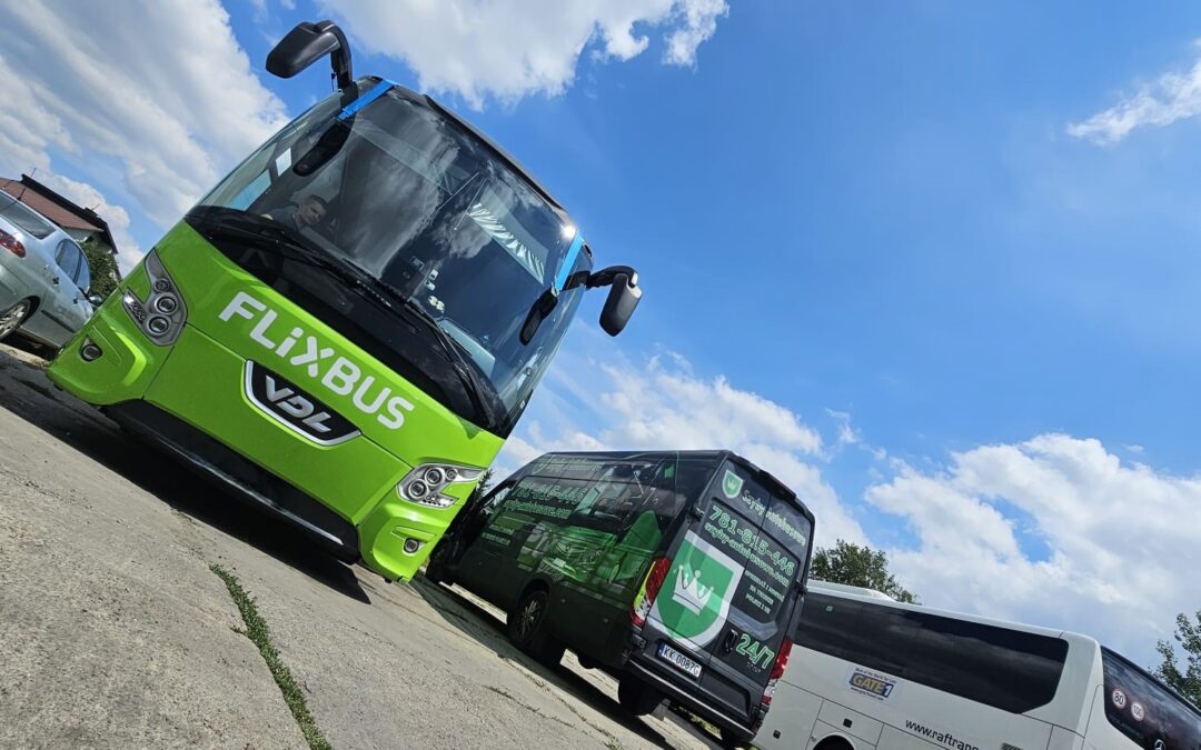 How to identify the right bus windscreen: a fleet checklist
